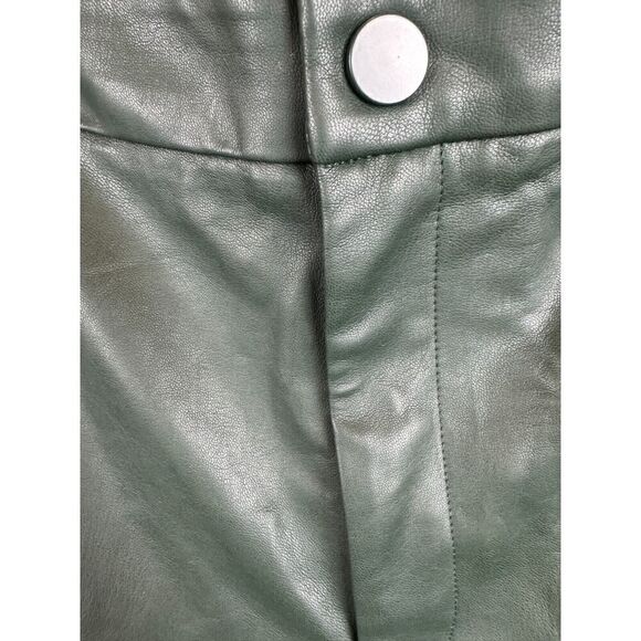 ELOQUII green stretch faux vegan leather cropped ankle pants 24 NWT - Picture 3 of 10